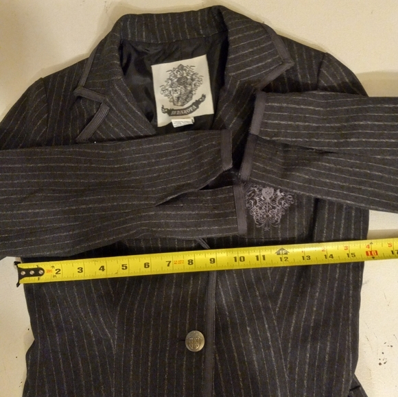 COPY - BB Dakota Blazer Suit Jacket Cropped Lined Gray Pinstripes Logo Size S/34 - Picture 7 of 10